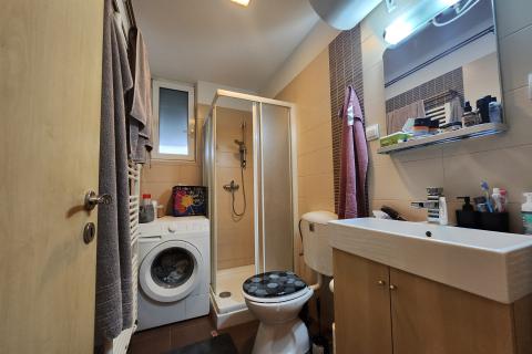 Rijeka, Marinići - 2s+db i Garsonjera, s parkingom i okućnicom