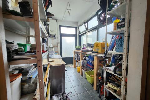 Rijeka, Marinići - 2s+db i Garsonjera, s parkingom i okućnicom