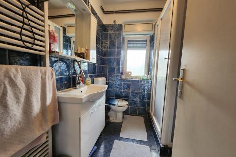 Rijeka, Marinići - 2s+db i Garsonjera, s parkingom i okućnicom