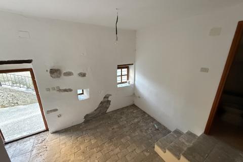 ISTRIA, PIĆAN - Old house 70 m2