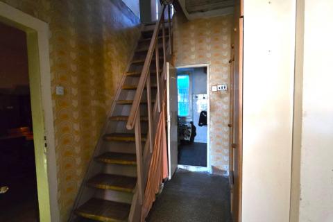 Rovinj, kuća sa vrtom i cisternom, mirna ulica, za renovaciju