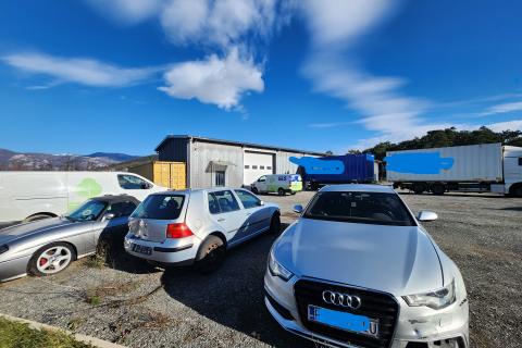 Rijeka, Čavle - poslovno-industrijska zgrada u blizini autoputa