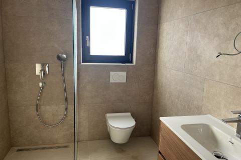 Istra,Medulin, stan sa velikim vrtom 500 m od mora