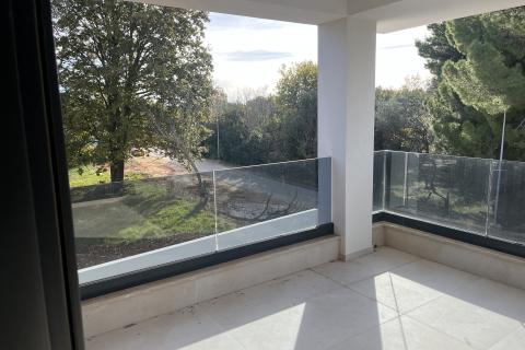 Istra,Medulin, trosoban stan 500 m od mora