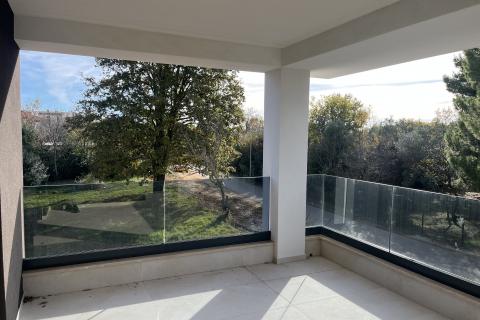 Istra,Medulin, trosoban stan 500 m od mora