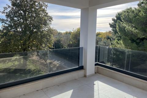 Istra,Medulin, trosoban stan 500 m od mora