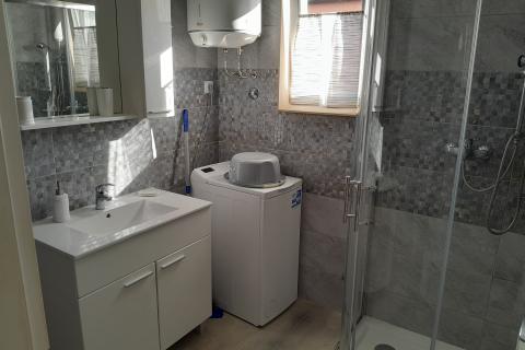 Istra,Fažana,stan sa vrtom 400 m do plaže!