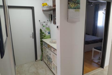 Istra,Fažana,stan sa vrtom 400 m do plaže!