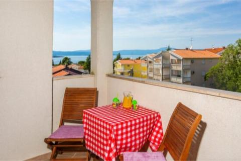 Krk, Malinska - jednosoban stan, pogled na more