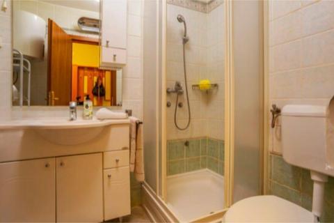 Krk, Malinska - jednosoban stan, pogled na more