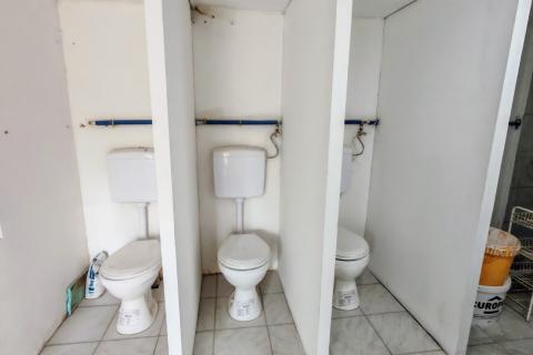 Zagreb, Borčec - kuća sa dvorištem za najam radnika 