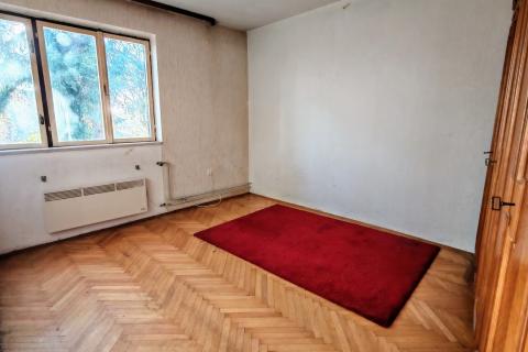 Zagreb, Borčec - kuća sa dvorištem za najam radnika 