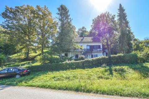 Huis Cerovački Galovići, Duga Resa, 170m2