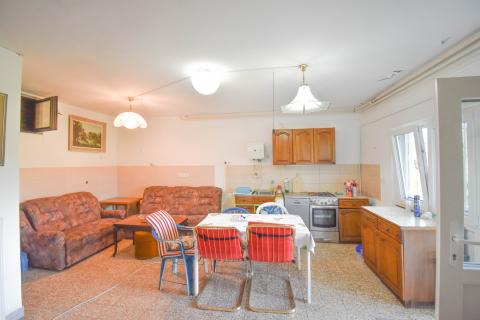 Huis Cerovački Galovići, Duga Resa, 170m2