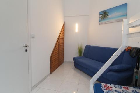 Istra, Novigrad - Dvosoban stan s pogledom na more u okolici