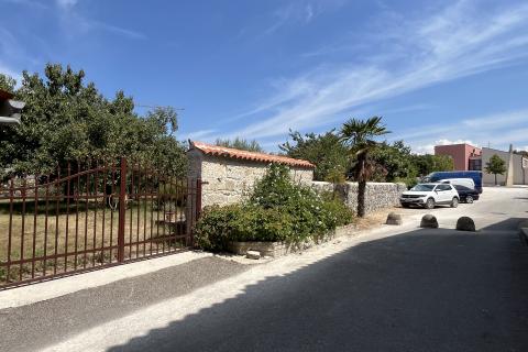 Istra , Višnjan - građevinsko zemljište za gradnju obiteljske kuće