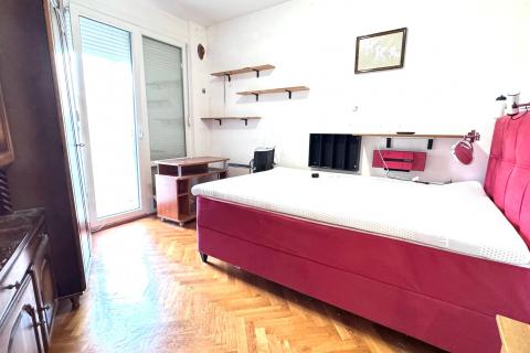 Rijeka, Kozala, trosobni stan, tri balkona, pogled