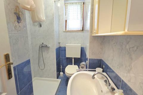 Medulin, Premantura | Stan s dvije spavaće sobe, terasa i parkirno mjesto