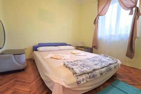 Medulin, Premantura | Stan s dvije spavaće sobe, terasa i parkirno mjesto