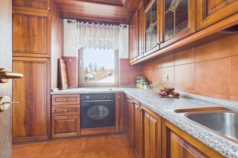 Samobor, Giznik - luksuzna kuća s vrtom, garaža, lokacija