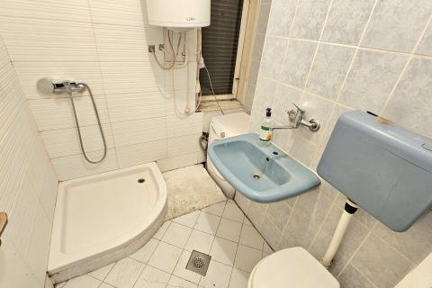 Zagreb, Centar - stan u zgradi s liftom