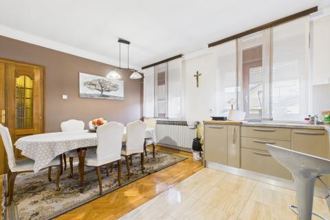 Casa Trnava, Donja Dubrava, 250m2