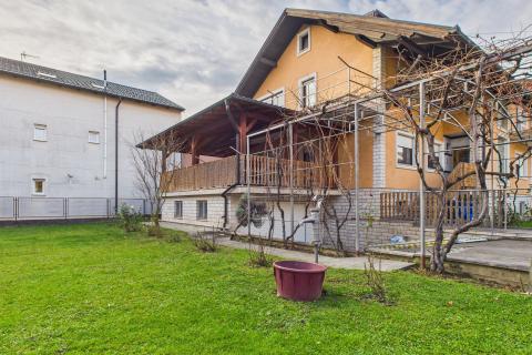 Casa Trnava, Donja Dubrava, 250m2