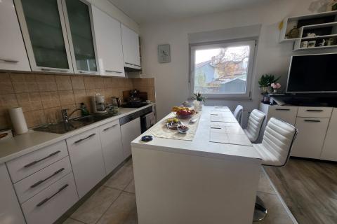 Flat/Appartement Viškovo, 86,80m2