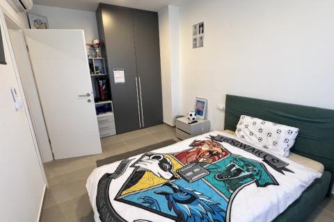 Istra, Novigrad - Dvoetažni stan s pogledom i vrtom