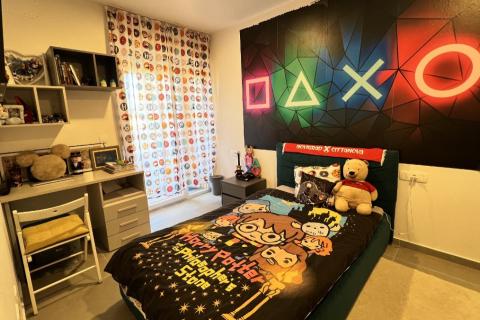 Istra, Novigrad - Dvoetažni stan s pogledom i vrtom