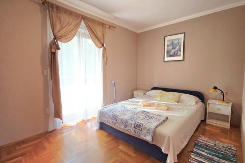 Medulin, Premantura | Četverosoban stan s dvije terase i dva parkirna mjesta