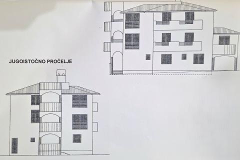 Medulin, Premantura | Dvoetažni stan s vrtom – osjećaj male kuće u srcu Premanture
