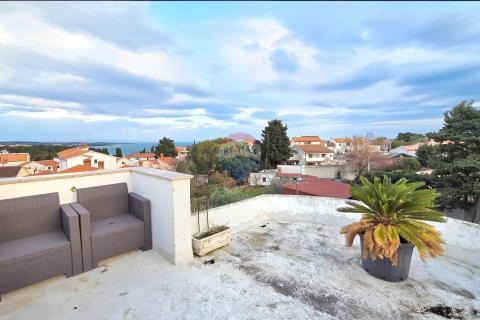 Medulin, Premantura | Penthouse s krovnom terasom i dva parkinga