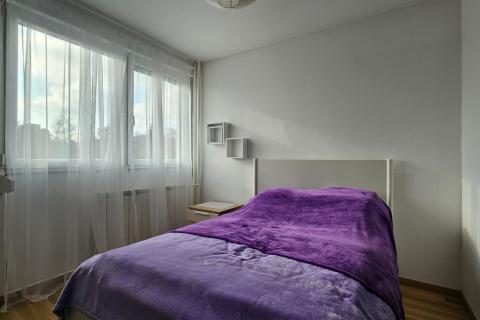 Zagreb, Travno - prostran i svijetao stan s dvije spavaće sobe