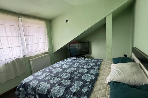 Hiša Sesvetski Kraljevec, Sesvete, 307m2