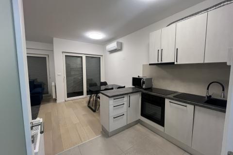 Rijeka, Kantrida, moderan stan za najam, 70 m2