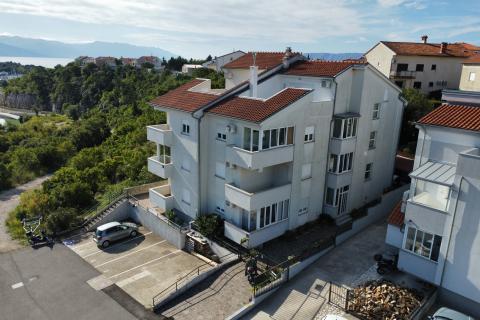 Novi Vinodolski – Dvosobno stanovanje blizu marine