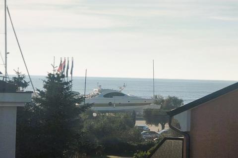 Punta, Umag – Luksuzna Vila, Druga Vrsta od Morja