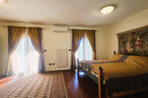 Punta, Umag – Luksuzna Vila, Druga Vrsta od Morja