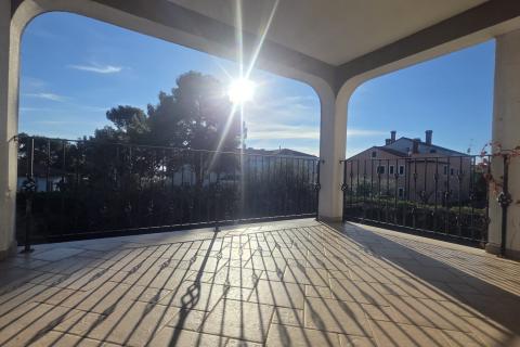 Punta, Umag – Luksuzna Vila, Druga Vrsta od Morja