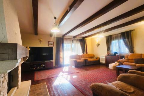 Punta, Umag – Luksuzna Vila, Druga Vrsta od Morja