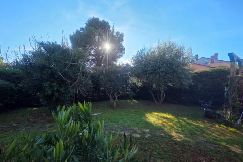 Punta, Umag – Luksuzna Vila, Druga Vrsta od Morja