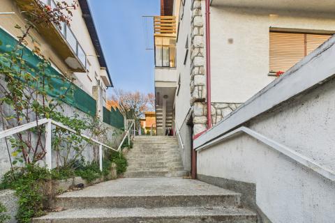 Zagreb-Maksimir Kuća s tri stana i garažama