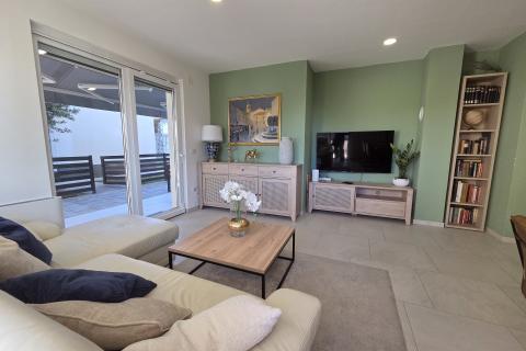 Stanovanje/Apartma Doričići, Kostrena, 173m2