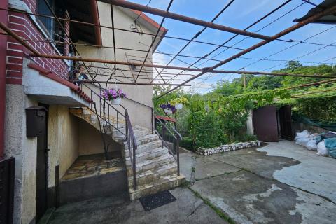 Hi&scaron;a Marčelji, Vi&scaron;kovo, 190m2