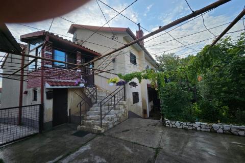 Hi&scaron;a Marčelji, Vi&scaron;kovo, 190m2