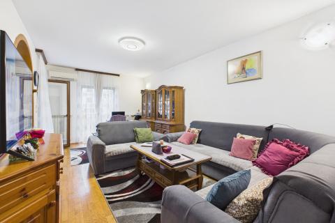 Flat/Appartement Umag, 84,13m2