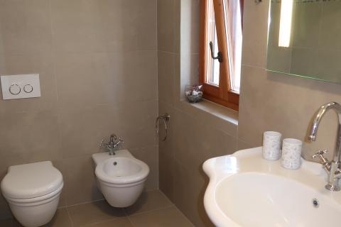 Labin, Istra - kamena kuća s bazenom i okućnicom od 2010m2