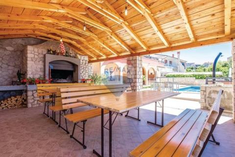 Flat/Appartement Novi Vinodolski, 120,58m2