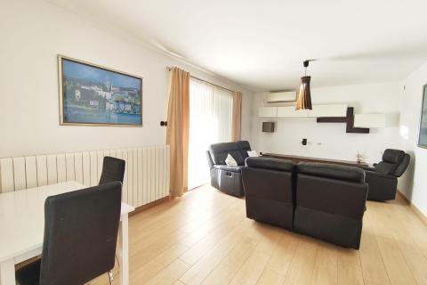Flat/Appartement Novi Vinodolski, 120,58m2